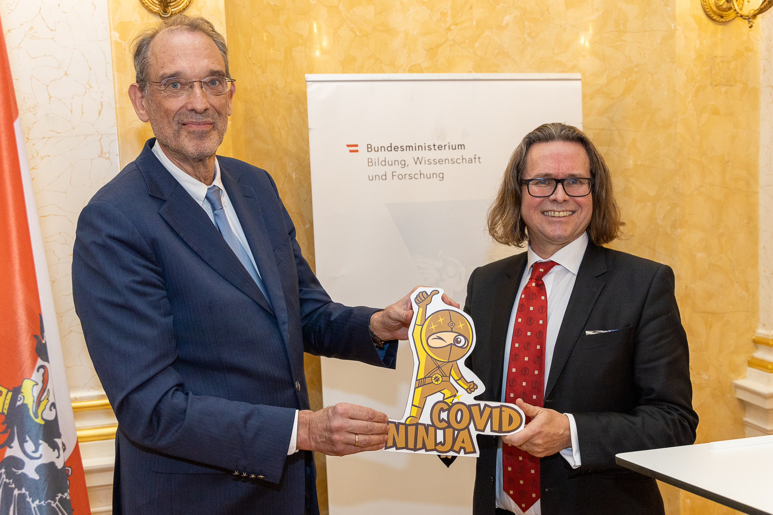 Amtsbergabe im Bildungsministerium